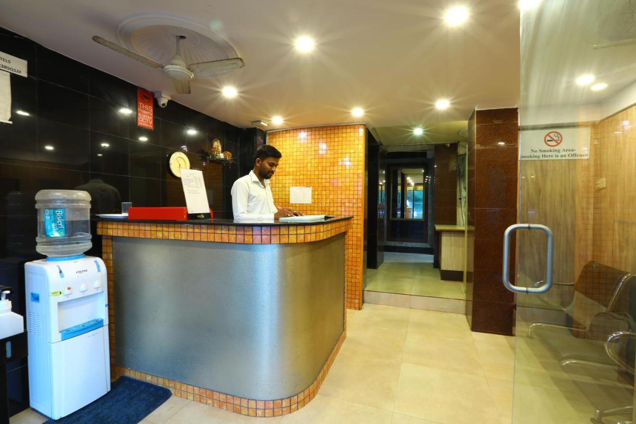 Hotel Sona Панаджи Екстериор снимка